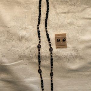 New Vintage necklace & earrings set
